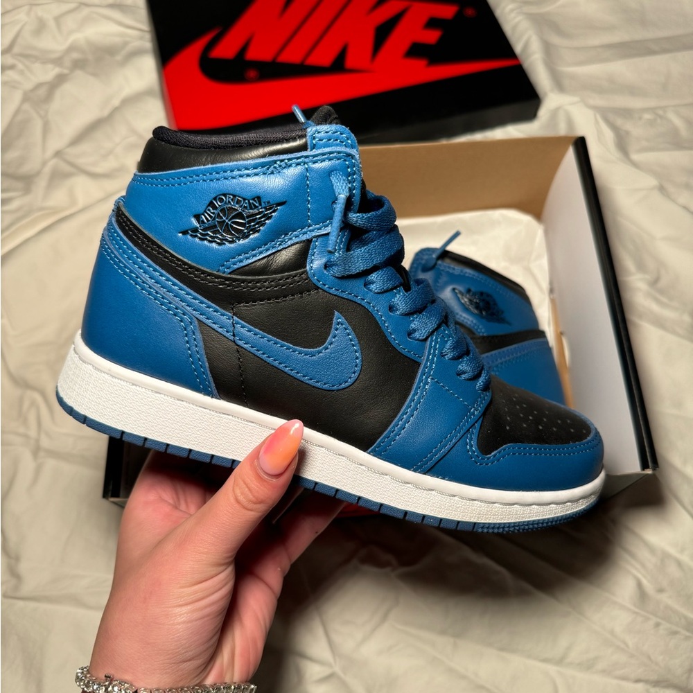 AIR JORDAN 1 RETRO HIGH OG DARK MARINA